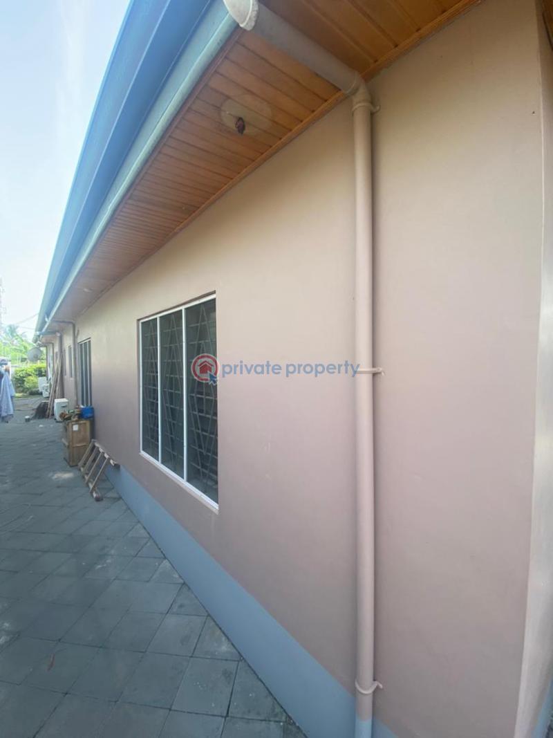 5 bedroom Detached Bungalow For Sale Akporman Abokobi Ga East Municipal Accra - 9