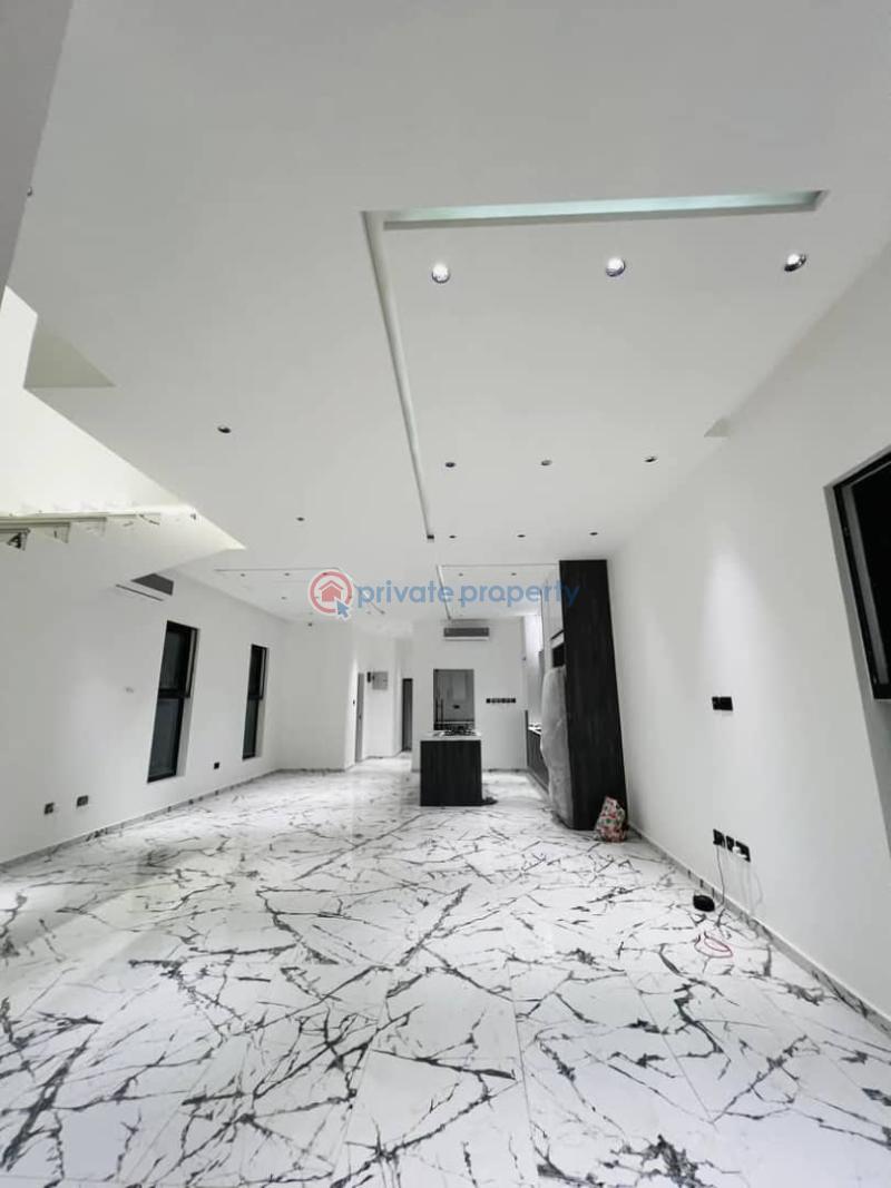 5 bedroom House For Sale Botwe School Junction School Junction East Legon Accra - 3