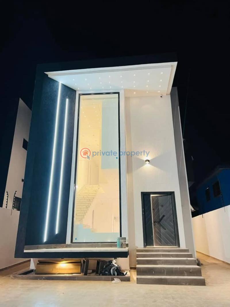 5 bedroom House For Sale Botwe School Junction School Junction East Legon Accra - 0