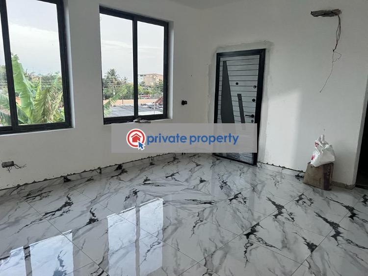 4 bedroom House For Sale &nbsp;lashibi spintex Accra Metropolitan  - 5