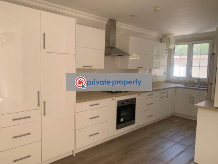 4 bedroom House For Sale &nbsp;ridge North Ridge Accra - 4