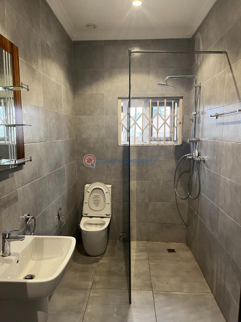4 bedroom Townhouse For Rent Airport Residential Area Accra - 1