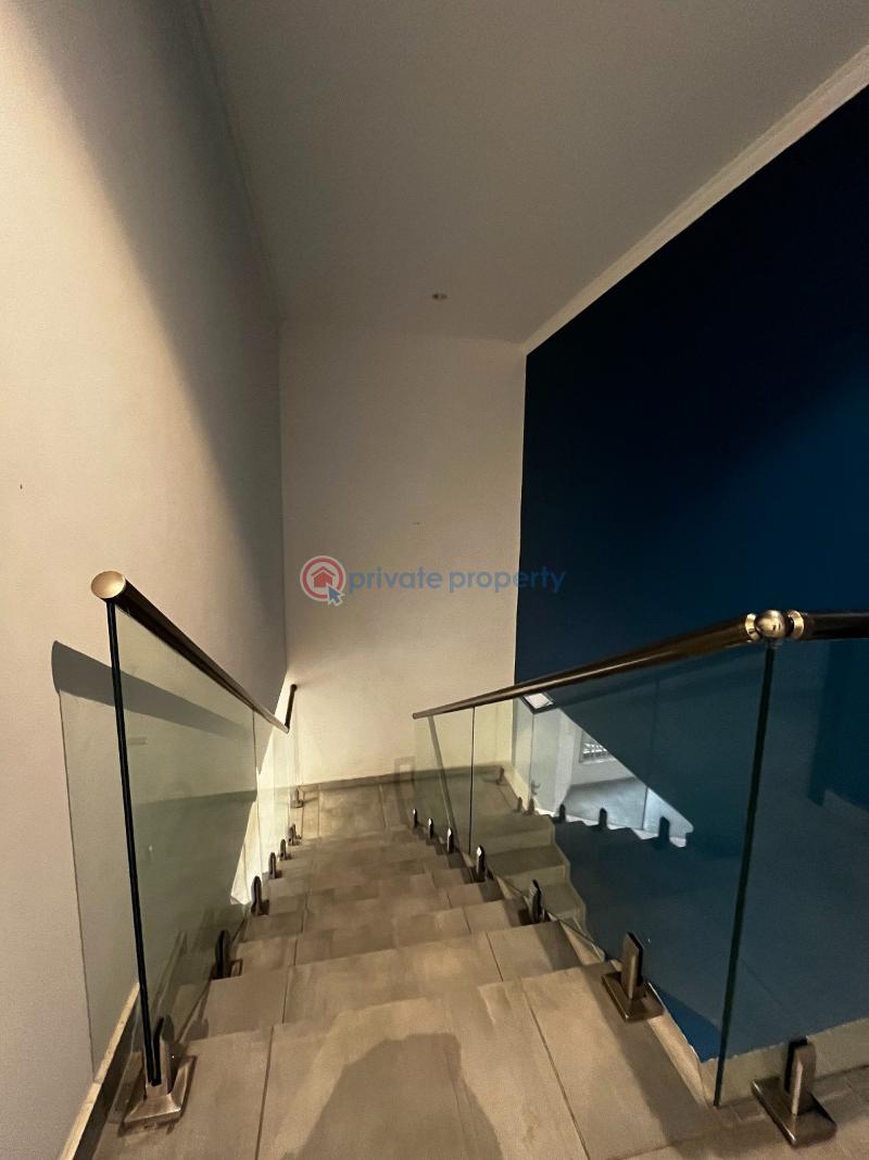 4 bedroom Townhouse For Rent Airport Residential Area Accra - 11