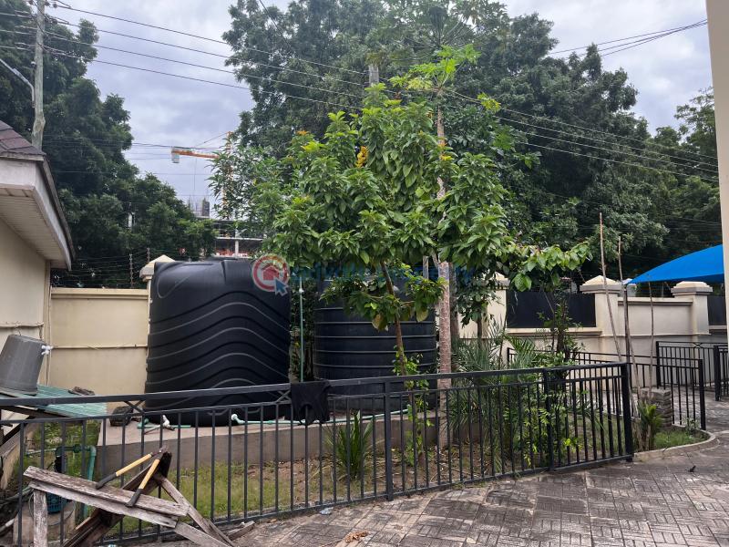 4 bedroom Townhouse For Rent Airport Residential Area Accra - 1
