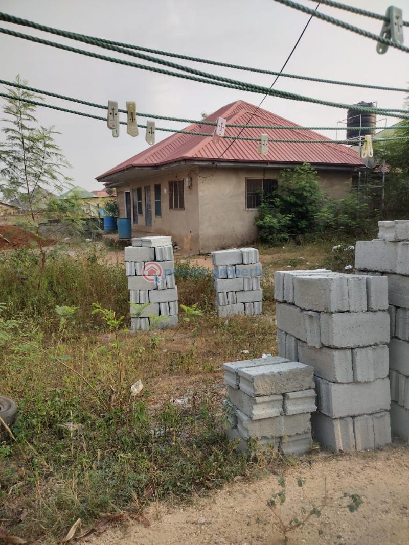 4 bedroom House For Sale Soldier Land Adjen Kotoku Ga West Municipal Accra - 3