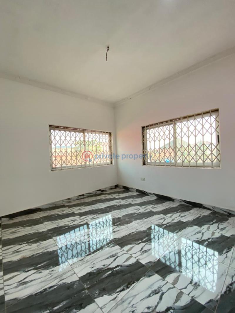 10 bedroom Terraced Duplex For Sale Spintex Community Baatsona. Comm 18 Spintex Accra - 7