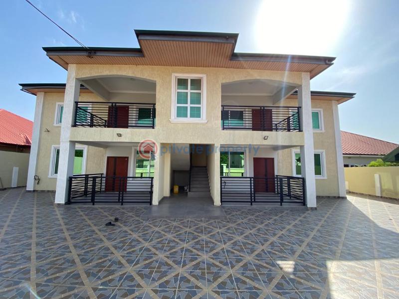 House For Sale Com 18 Comm 18 Spintex Accra - 2
