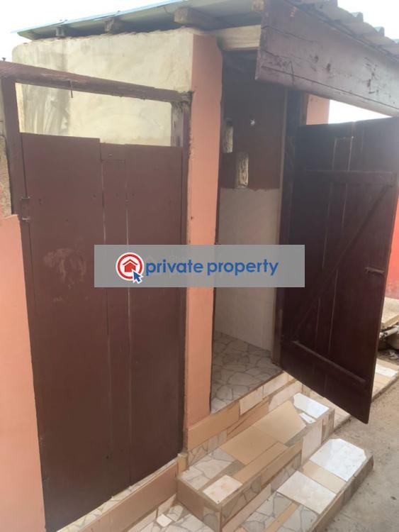 4 bedroom Detached Bungalow For Sale &nbsp;kasoa Tv3 Area Ofaakor Accra Metropolitan  - 5