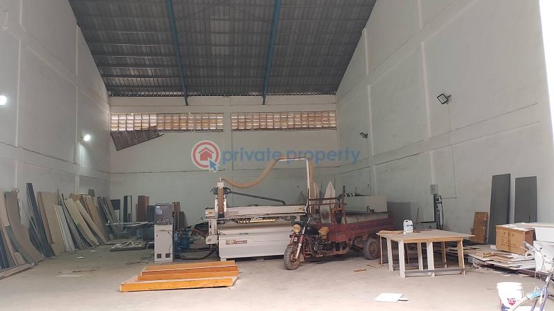 Warehouse For Rent Spintex Manet Junction. Spintex Road Accra - 2