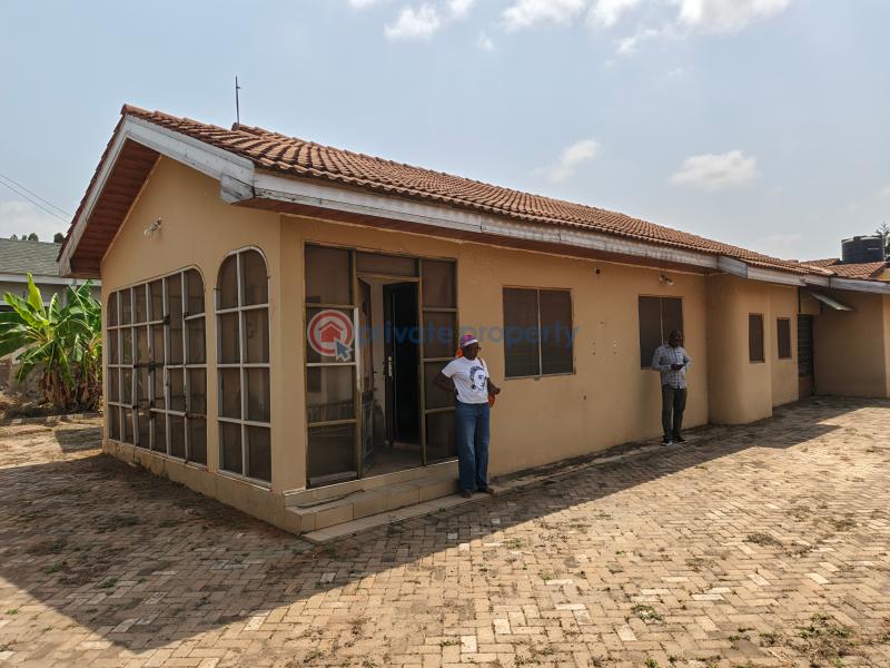 4 bedroom House For Sale Adjiringanor Salem Estate Accra Metropolitan  - 0