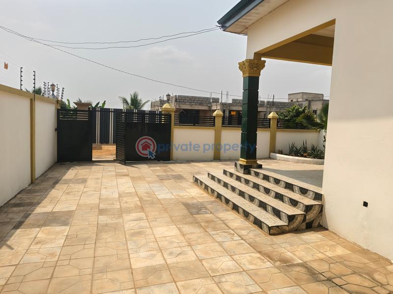 4 bedroom House For Sale Dawhenya Ningo Prampram District Accra - 1