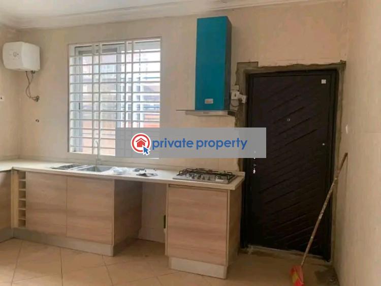 4 bedroom House For Sale &nbsp;golf Hill Achimota Accra - 7