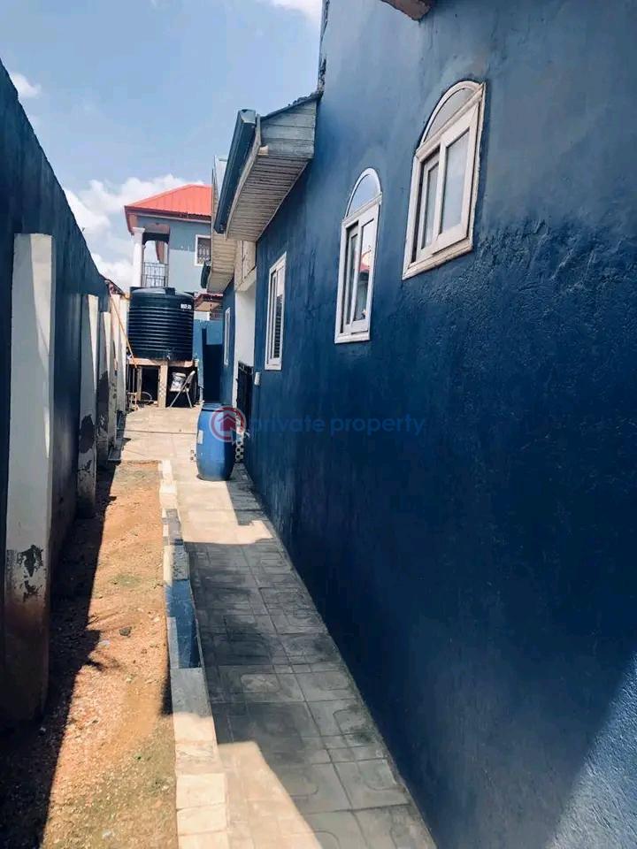 4 bedroom House For Sale Kwabenya Ga East Municipal Accra - 2