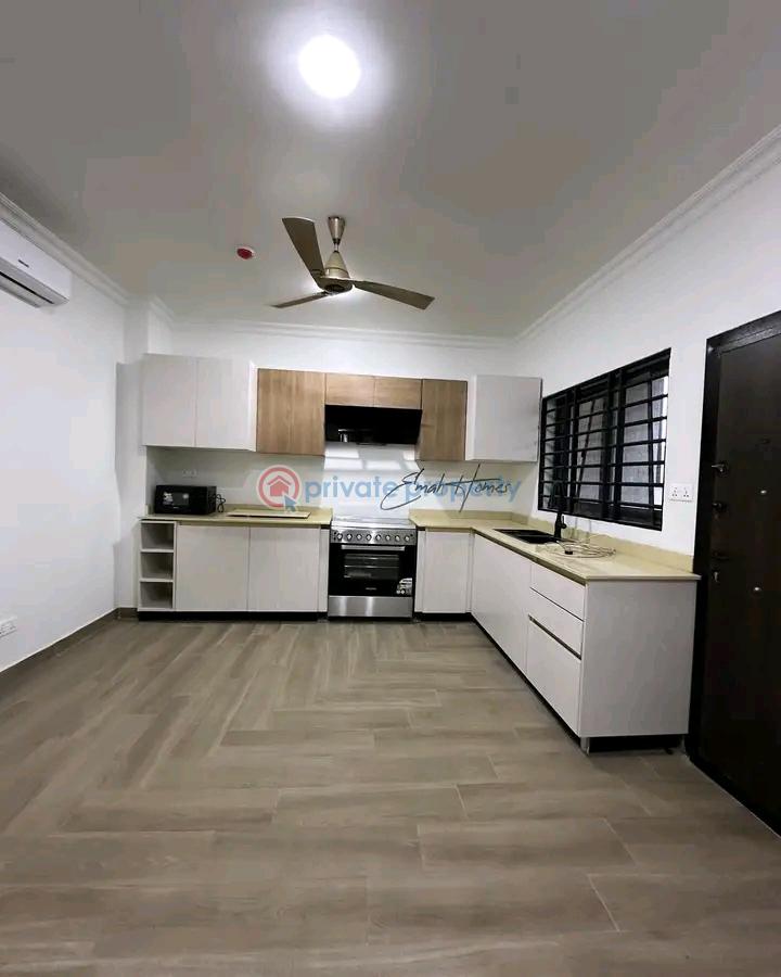 4 bedroom House For Sale Lakeside East Legon Accra - 5