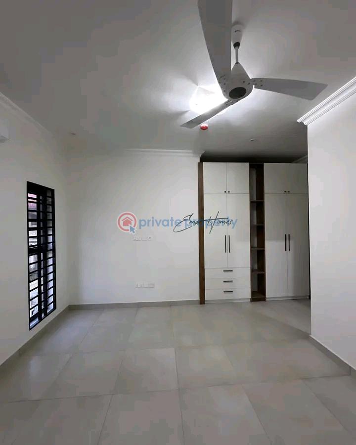 4 bedroom House For Sale Lakeside East Legon Accra - 2