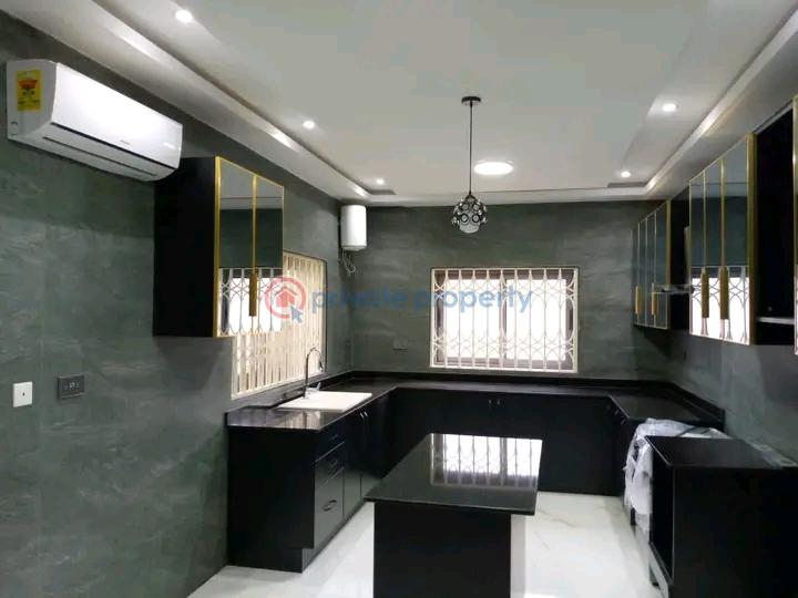 4 bedroom House For Sale Mempasem Abdijan Avenue East Legon Accra - 12