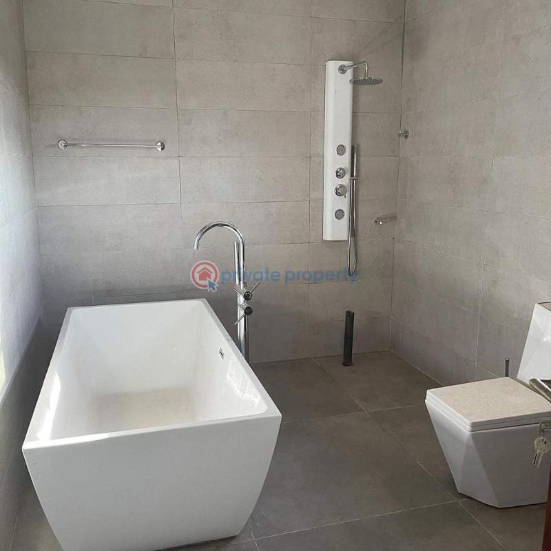 4 bedroom House For Sale Adenta Municipal Accra - 3