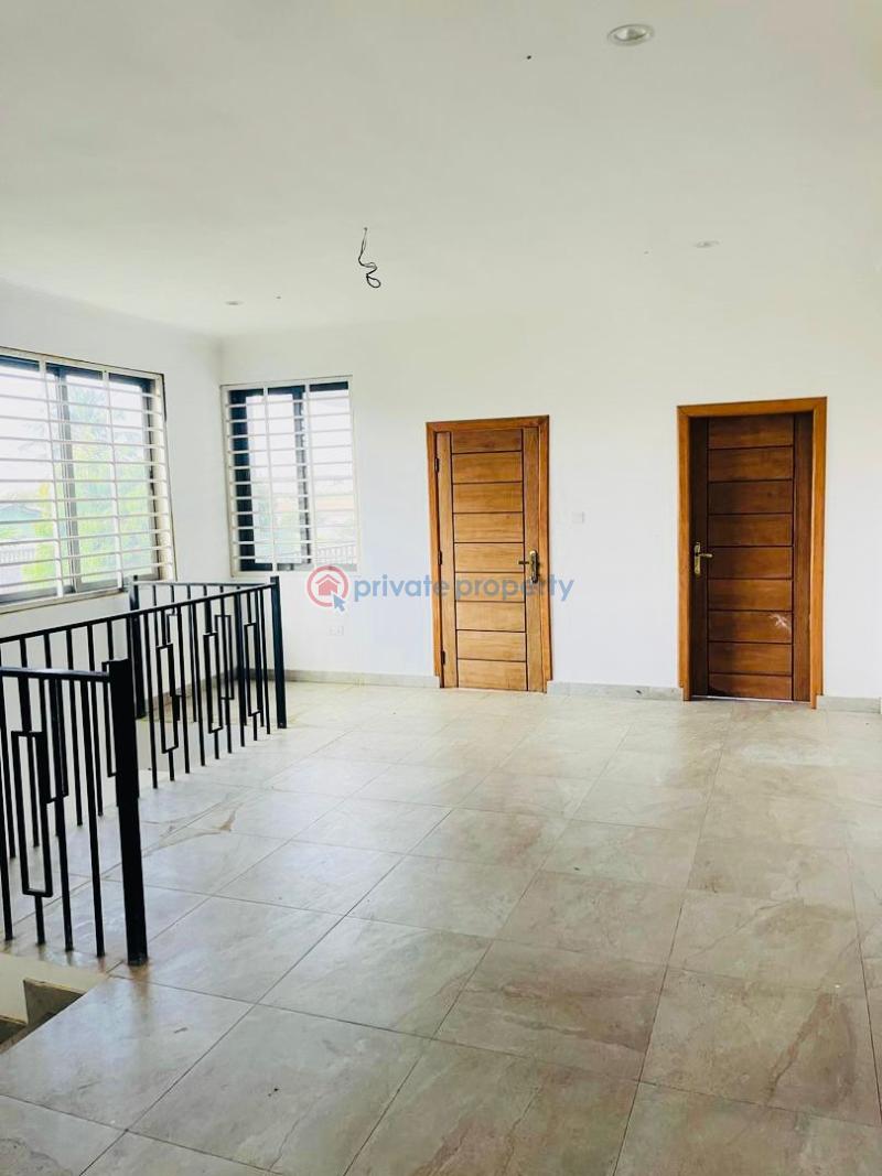 4 bedroom House For Sale Manet Spintex Accra - 2