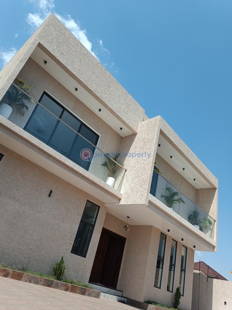 4 bedroom Townhouse For Sale East Legon Hills Accra - 0