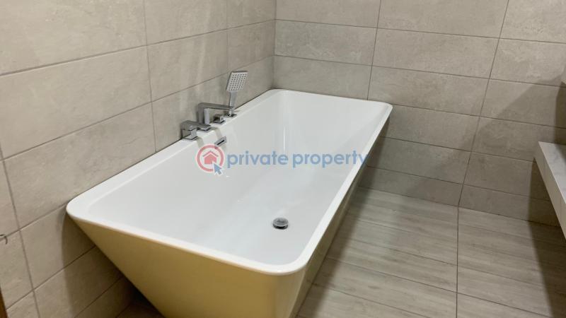 4 bedroom Townhouse For Sale Tema Community 25 comm 25 Tema Accra - 4
