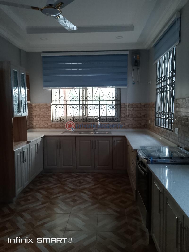 4 bedroom Apartment For Rent Tse Addo Round About Tse Addo Roundabout Accra - 10