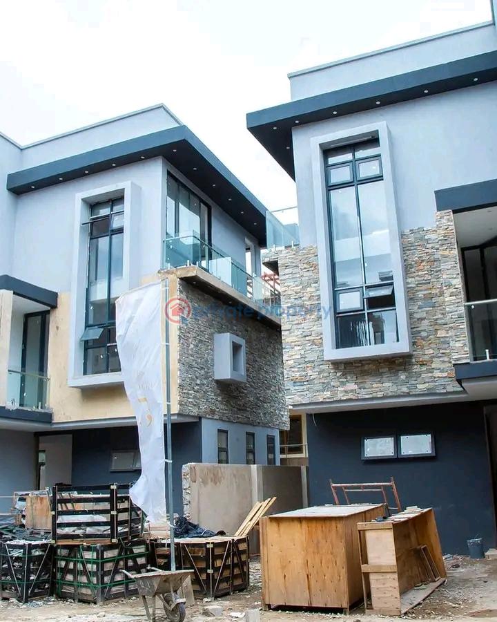 4 bedroom Townhouse For Sale Cantonments Accra - 2