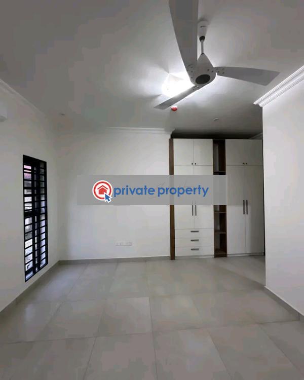 4 bedroom Townhouse For Sale &nbsp;lakeside's Adenta Municipal Accra - 6