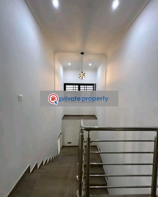 4 bedroom Townhouse For Sale &nbsp;lakeside's Adenta Municipal Accra - 4