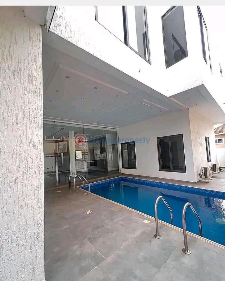 4 bedroom Townhouse For Sale Trasacco Adjiringanor East Legon Accra - 2