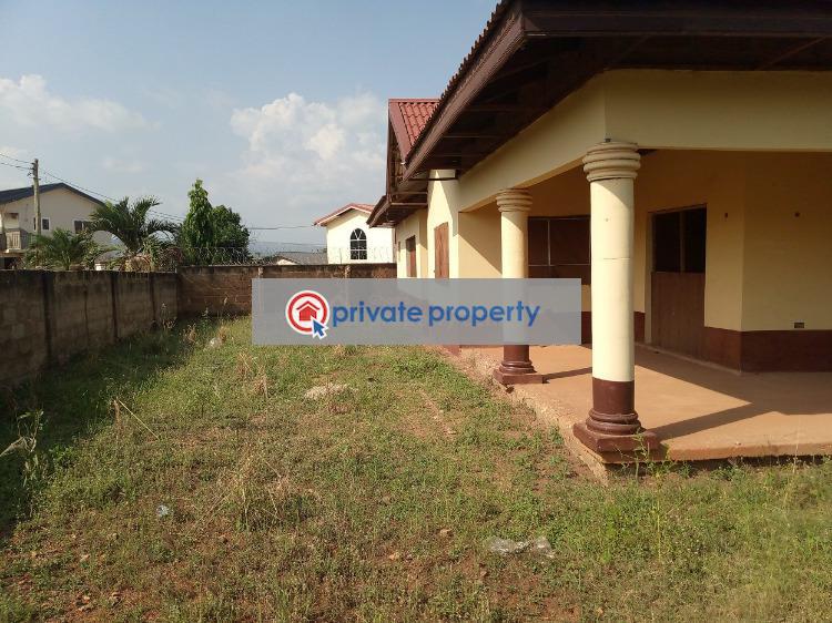 4 bedroom House For Sale &nbsp;amanfro Adenta Municipal Accra - 10