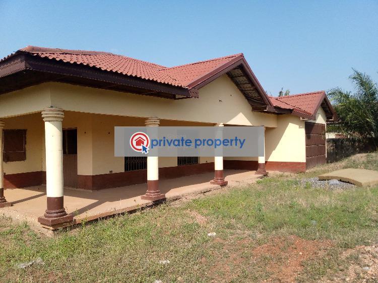 4 bedroom House For Sale &nbsp;amanfro Adenta Municipal Accra - 8