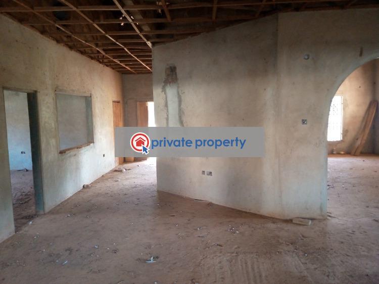 4 bedroom House For Sale &nbsp;amanfro Adenta Municipal Accra - 19