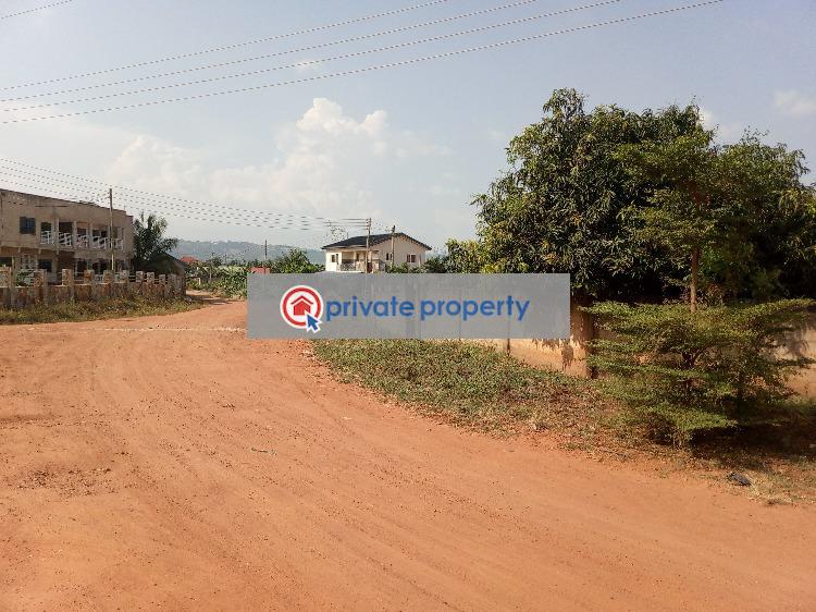 4 bedroom House For Sale &nbsp;amanfro Adenta Municipal Accra - 3