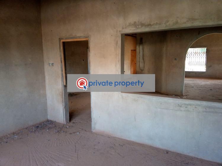 4 bedroom House For Sale &nbsp;amanfro Adenta Municipal Accra - 18