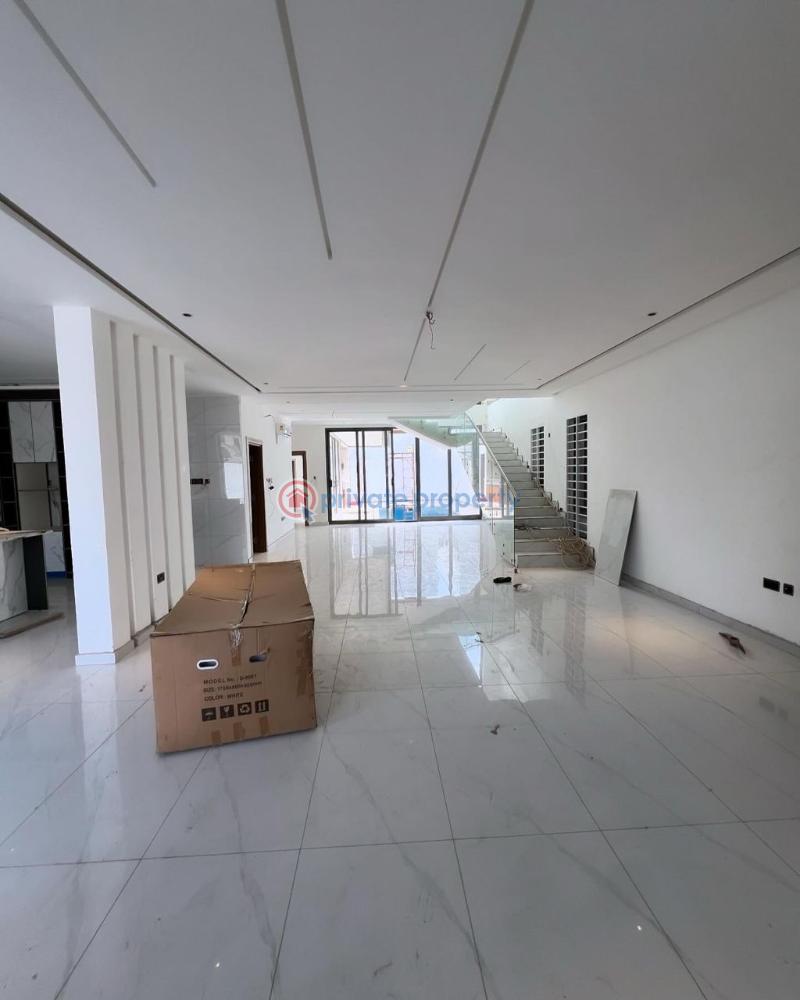 5 bedroom House For Sale Oyarifa La Nkwantanang Madina Municipal Accra - 1