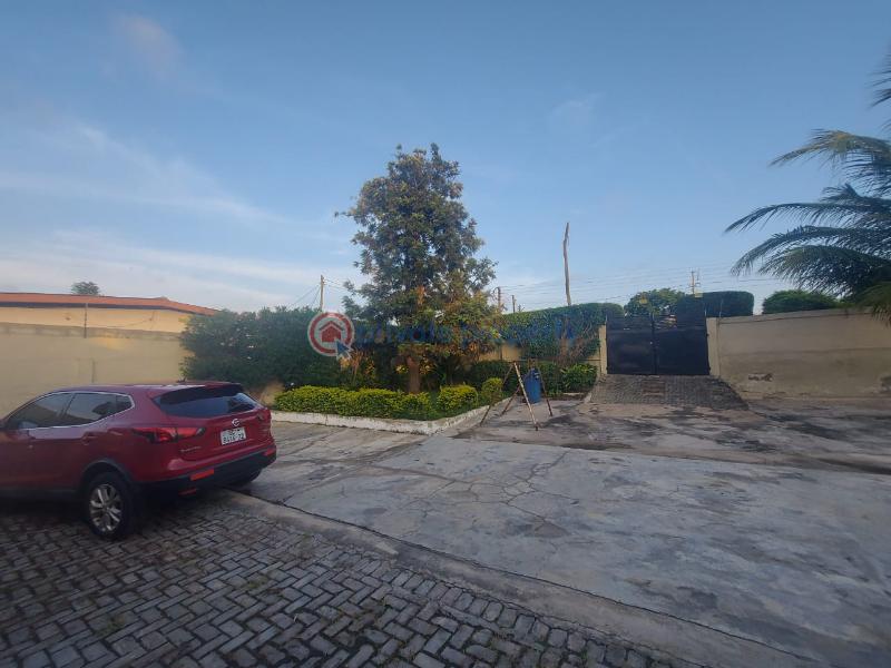 5 bedroom Detached Bungalow For Sale Official Town Tarred Road Odorkor Accra - 3