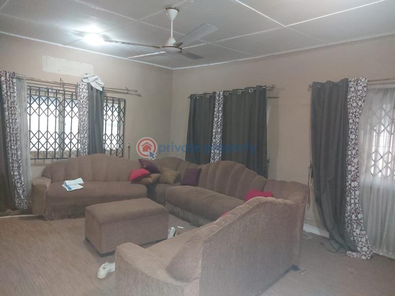 5 bedroom Detached Bungalow For Sale Official Town Tarred Road Odorkor Accra - 1