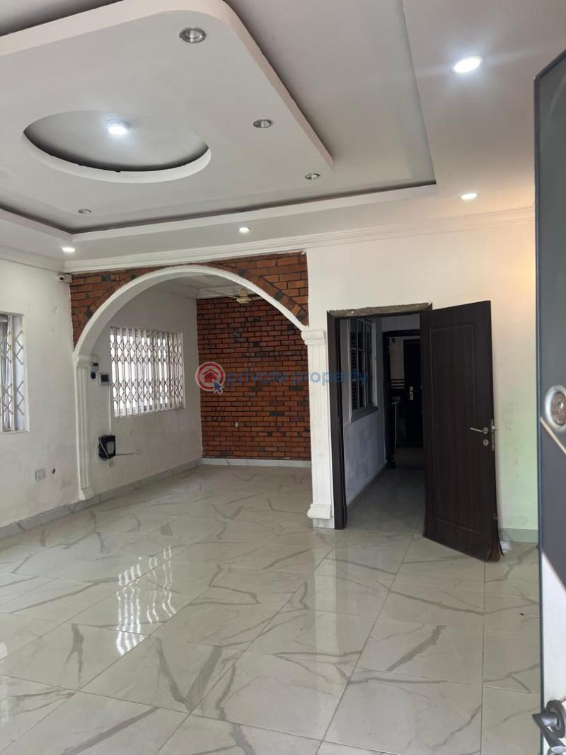 5 bedroom Detached Bungalow For Sale New Weija Choice Weija Ga South Municipal Accra - 2