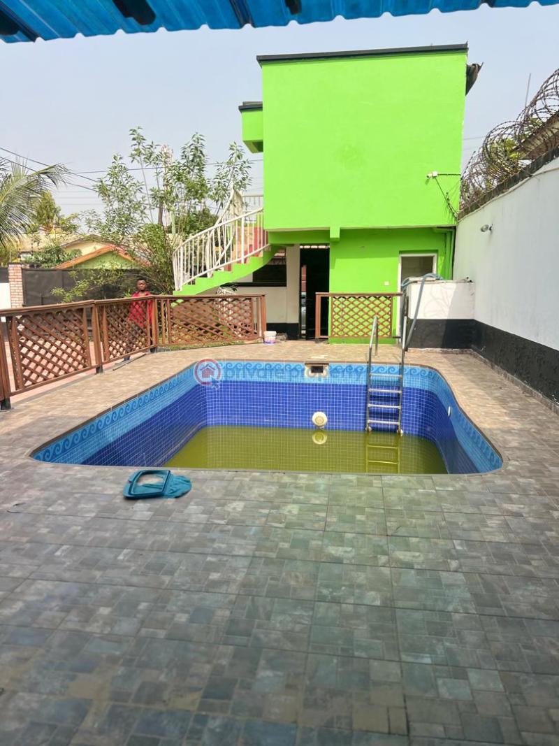 5 bedroom Detached Bungalow For Sale New Weija Choice Weija Ga South Municipal Accra - 1