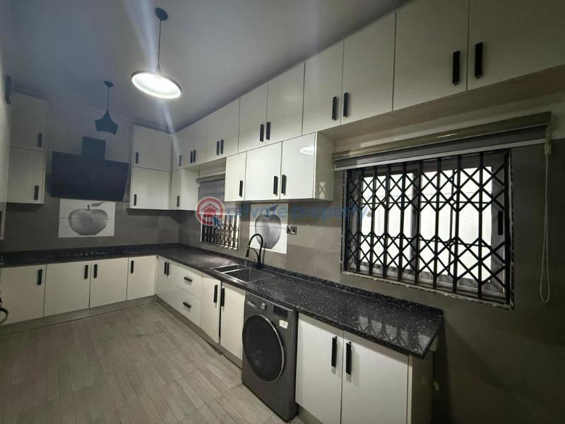 5 bedroom House For Sale Ambassadorial Enclaves East Legon Accra - 7