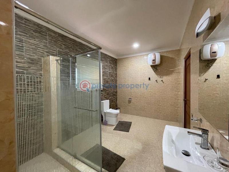 5 bedroom House For Sale A&c Mall Area Ambassadorial Enclaves East Legon Accra - 2