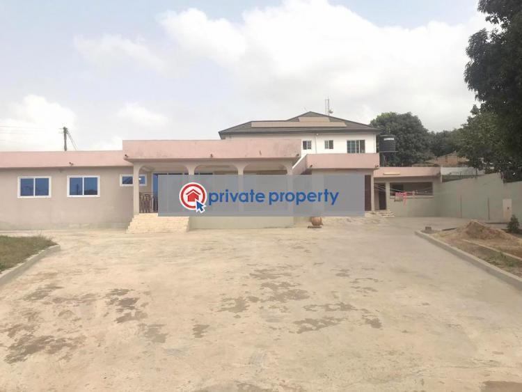 5 bedroom Detached Duplex For Rent North Dzorwulu Accra - 0