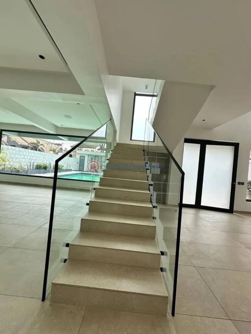 5 bedroom House For Sale Accra - Ghana East Legon  - 7