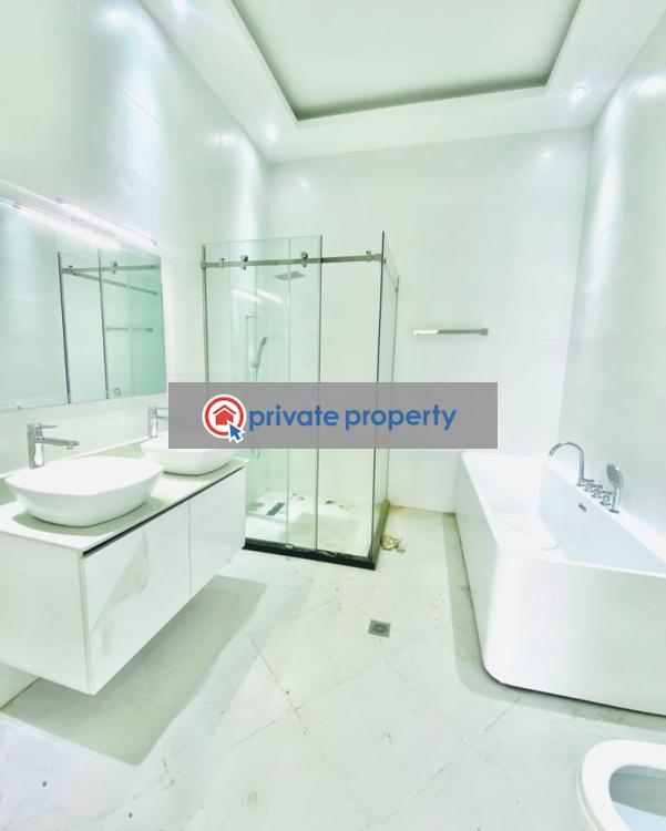 5 bedroom House For Sale &nbsp;lashibi Spintex Accra - 3