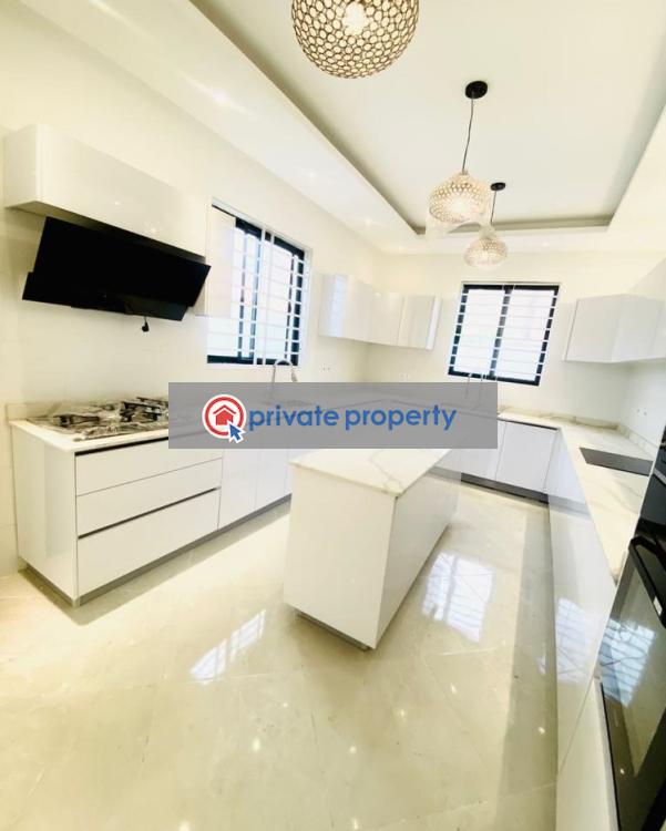 5 bedroom House For Sale &nbsp;lashibi Spintex Accra - 2