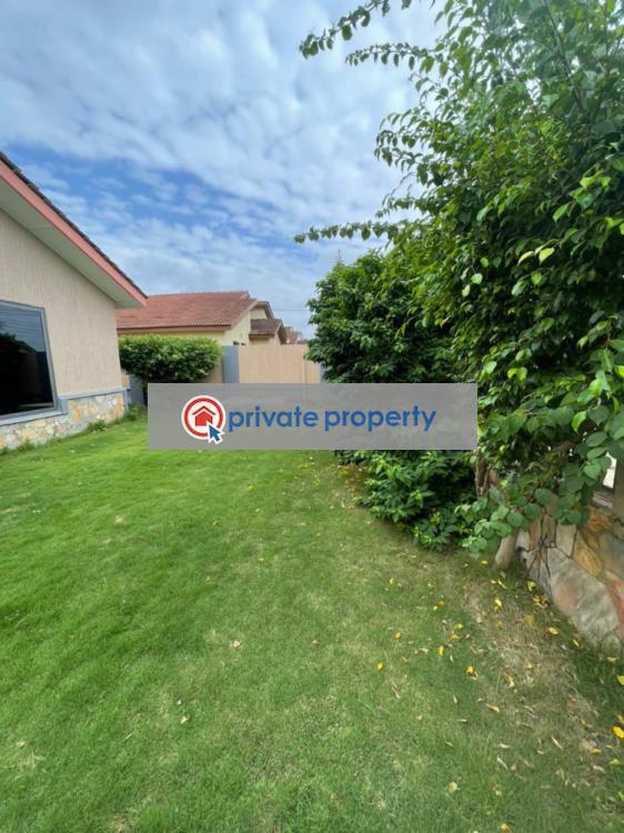 5 bedroom House For Sale &nbsp;afienya Mataheko Tema Accra - 8