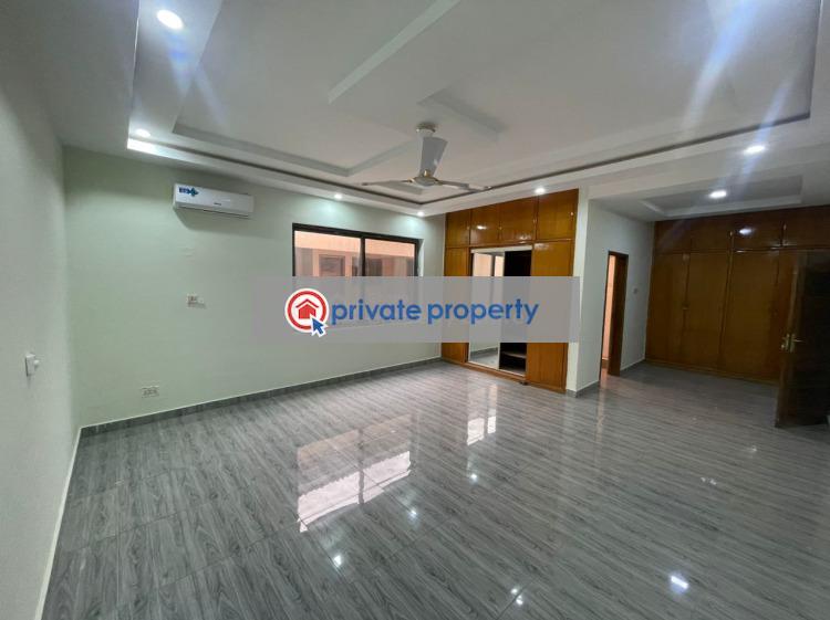 5 bedroom House For Sale &nbsp;afienya Mataheko Tema Accra - 2
