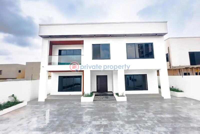 5 bedroom House For Sale East Airport Spintex Accra - 0