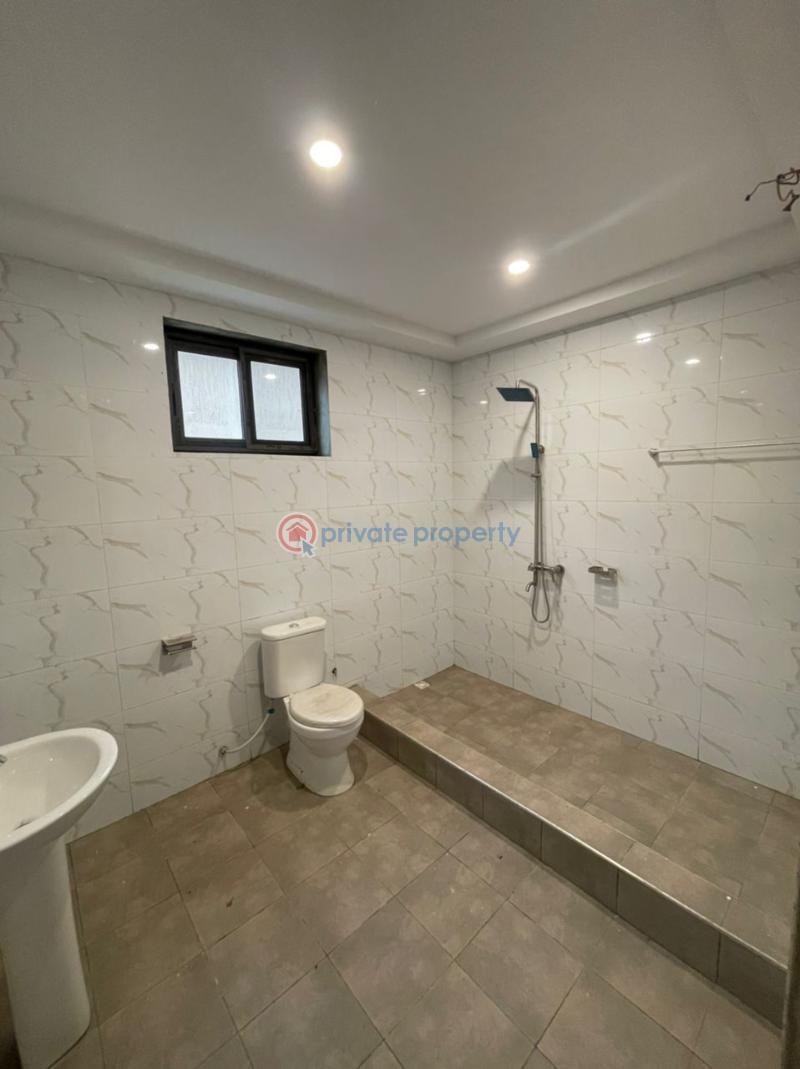 5 bedroom Detached Bungalow For Sale Mataheko Tema Accra - 6