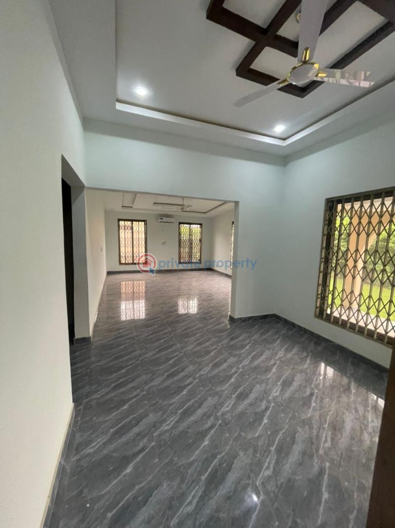 5 bedroom Detached Bungalow For Sale Mataheko Tema Accra - 2